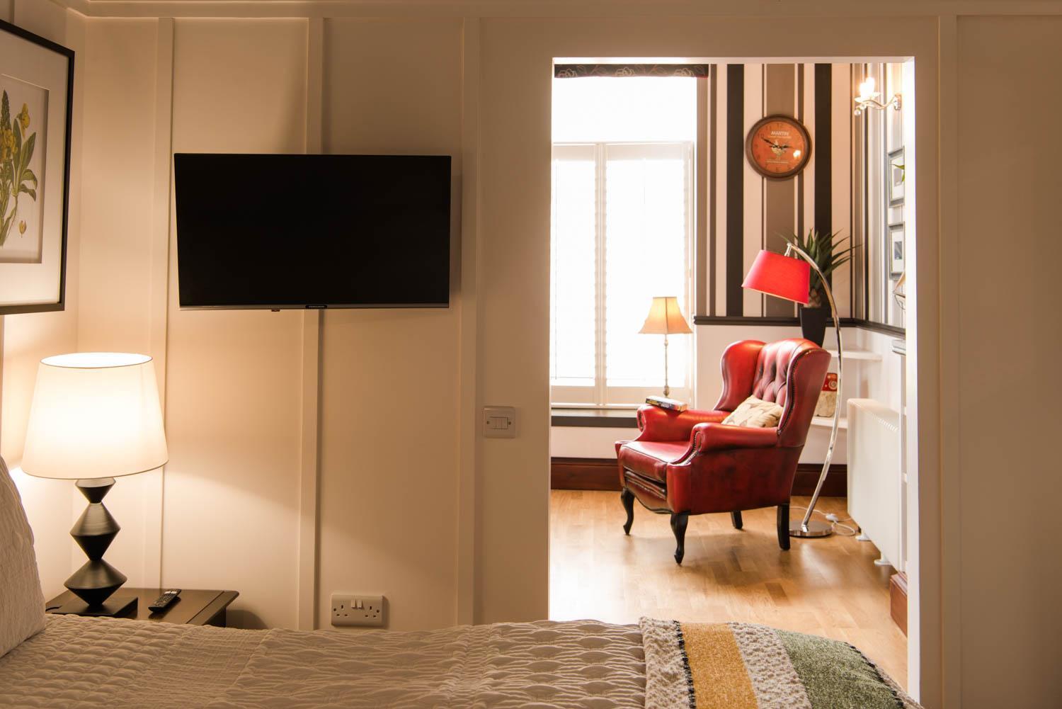 The Merryburn - Rooms And Courtyard Studios ดังเคลด์ ภายนอก รูปภาพ